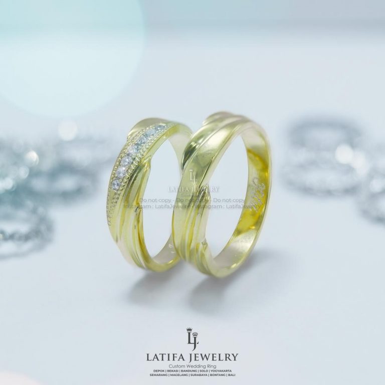 Cincin nikah tunangan kawin couple custom Solo bahan emas perak palladium platinum berlian seserahan lamaran Solo